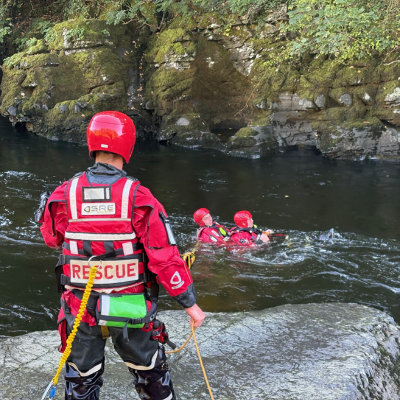 Mundesley Independent Lifeboat crew undertaking flood and swift water rescue training